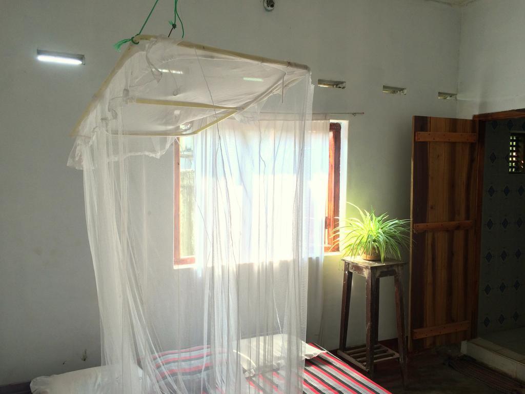 Surf & Yoga Arugam Bay Hotel ห้อง รูปภาพ